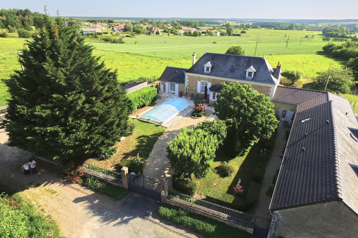 Vue aérienne de La Costonnerie